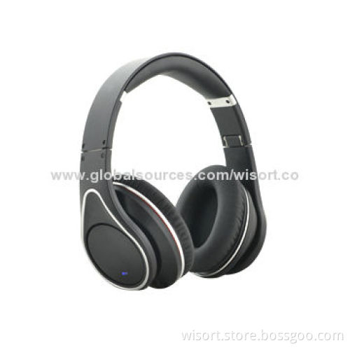 DJ Bluetooth headphone for iPhone, iPad, MP3 players, mobile phones, laptops & more